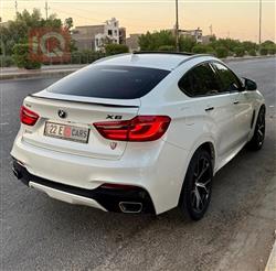 بی ئێم دەبڵیو X6